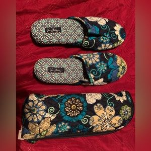 Vera Bradley Slippers with Pouch Mod Floral Blue - Size Large